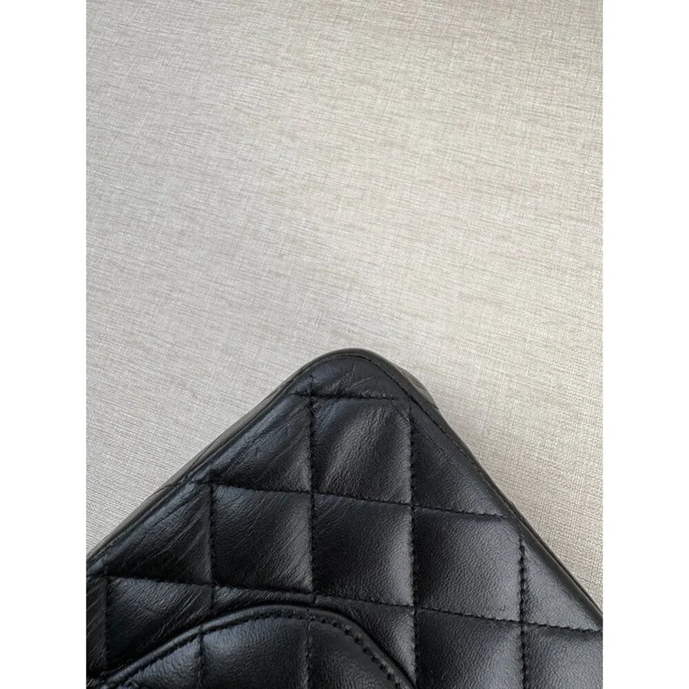 CHANEL Black Lambskin Classic Flap Medium GHW